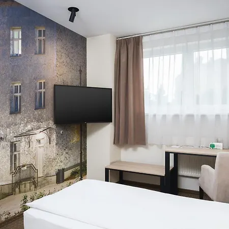 Iness 3* Lodz (Lodz)